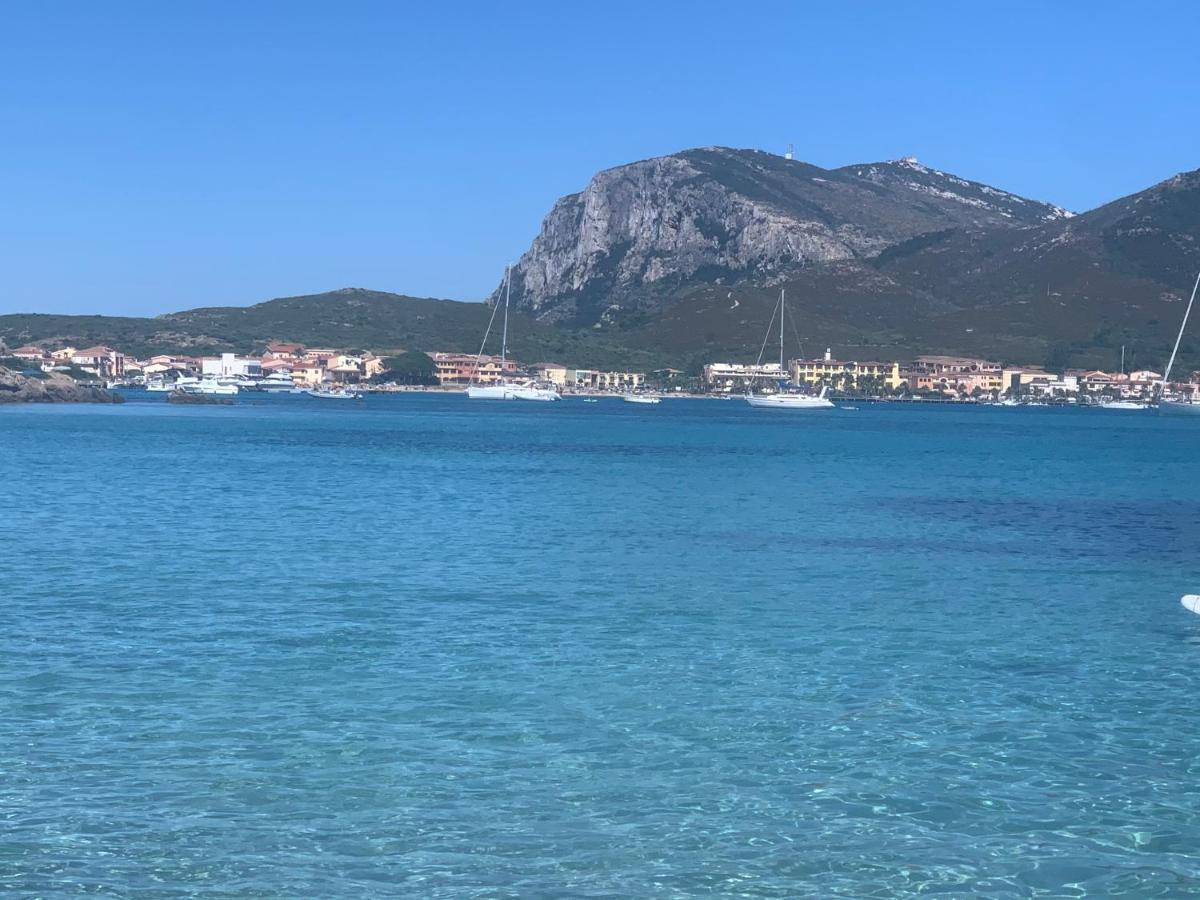 Bona Ciurrata Hotel Golfo Aranci Kültér fotó