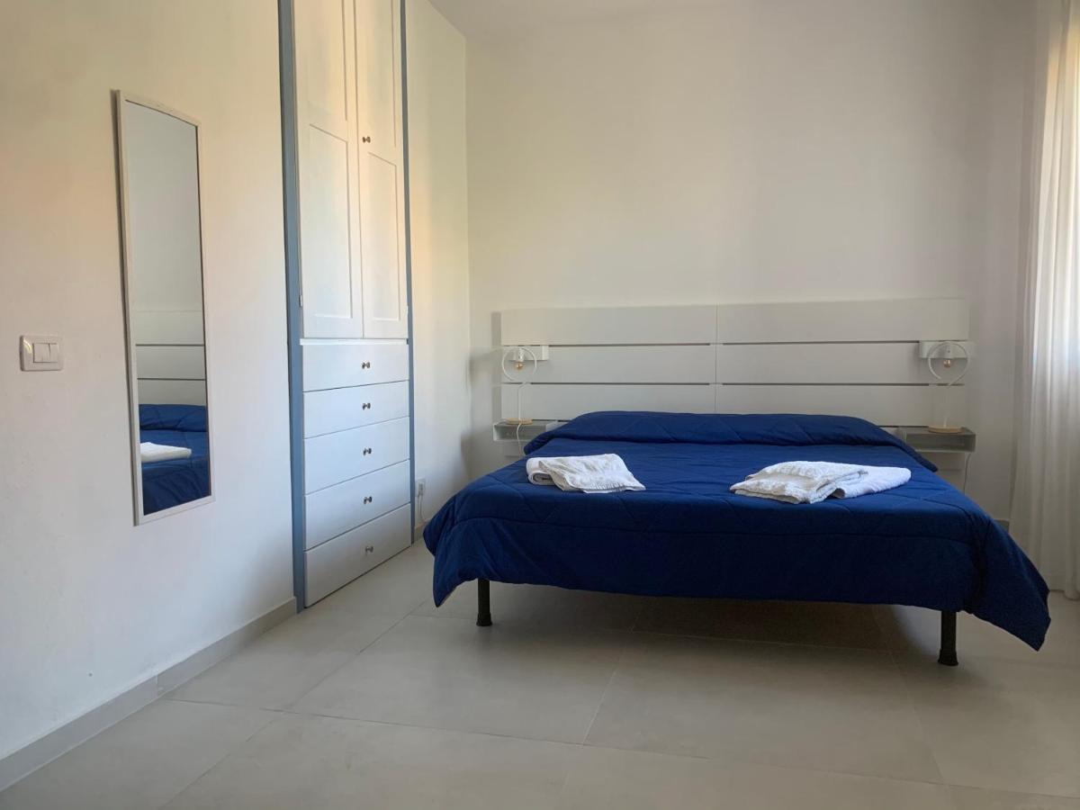 Bona Ciurrata Hotel Golfo Aranci Kültér fotó